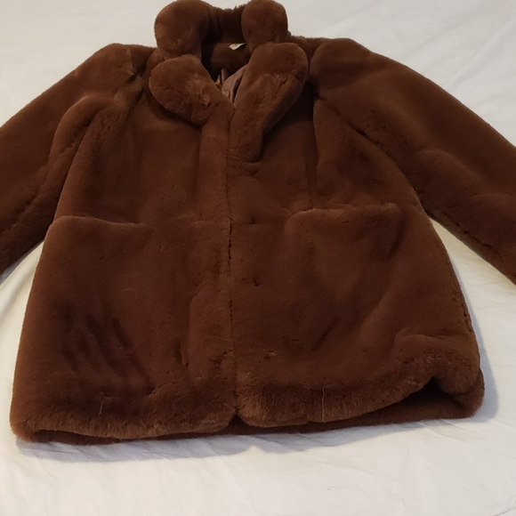 Faux fur coat - Picture 5 of 5